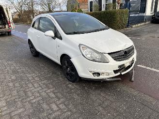 Uttjänta bilar auto Opel Corsa 1.4-16V 2010/2