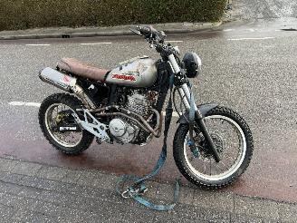 krockskadad bil motor Honda  All-Road SLR 650 1997/6