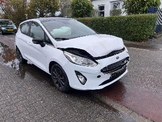 krockskadad bil auto Ford Fiesta 1.0 EcoBoost Titanium 2017/12
