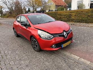 Unfallwagen Renault Clio 0.9  TCe Expression 2013/1