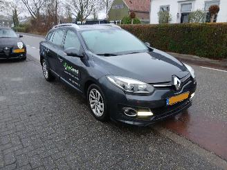 Vaurioauto  passenger cars Renault Mégane 1.5 dCi 110 2014/9