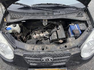 Kia Picanto 1.0-12V picture 6