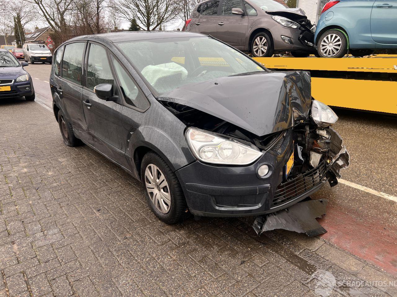Ford S-Max 2.0-16V Trend