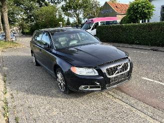 Sloopauto Volvo V-70 2.0 D 16V 2009/5