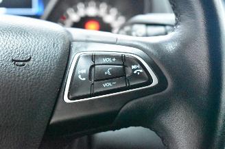 Ford Focus 1.0 Titanium picture 18