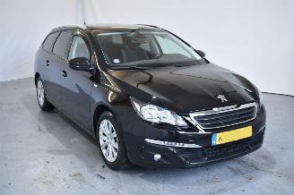 skadebil auto Peugeot 308 1.2 PureTech Style 2016/8