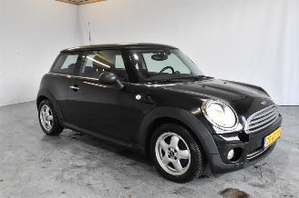 skadebil auto Mini One  2010/8