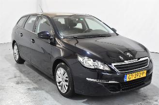 krockskadad bil auto Peugeot 308 1.2 PureT.Blue Lease 2015/8