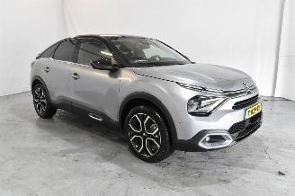 krockskadad bil auto Citroën E-C4 Max 54 kWh 2024/2