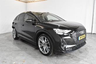 Damaged car Audi Q4 35 L ed S Com 55 kWh 2021/10