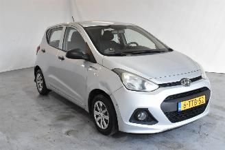 Coche accidentado Hyundai I-10 1.0i i-Drive 2014/5