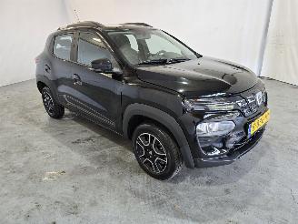 Schadeauto Dacia Spring Comfort+ (Orange p.) 2023/2