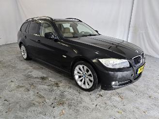 Schadeauto BMW 3-serie 318i Business Line 2009/6