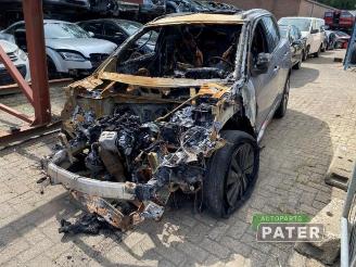 Vrakbiler auto Peugeot 3008 3008 II (M4/MC/MJ/MR), MPV, 2016 1.2 12V e-THP PureTech 130 2018/5