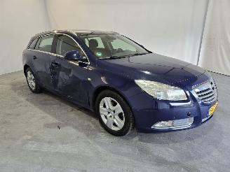 krockskadad bil auto Opel Insignia 1.4 T EcoF. Bns Ed SPORTS TOURER SW 2011/11
