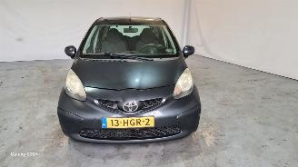 Toyota Aygo 1.0-12V + picture 2