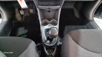 Toyota Aygo 1.0-12V + picture 21