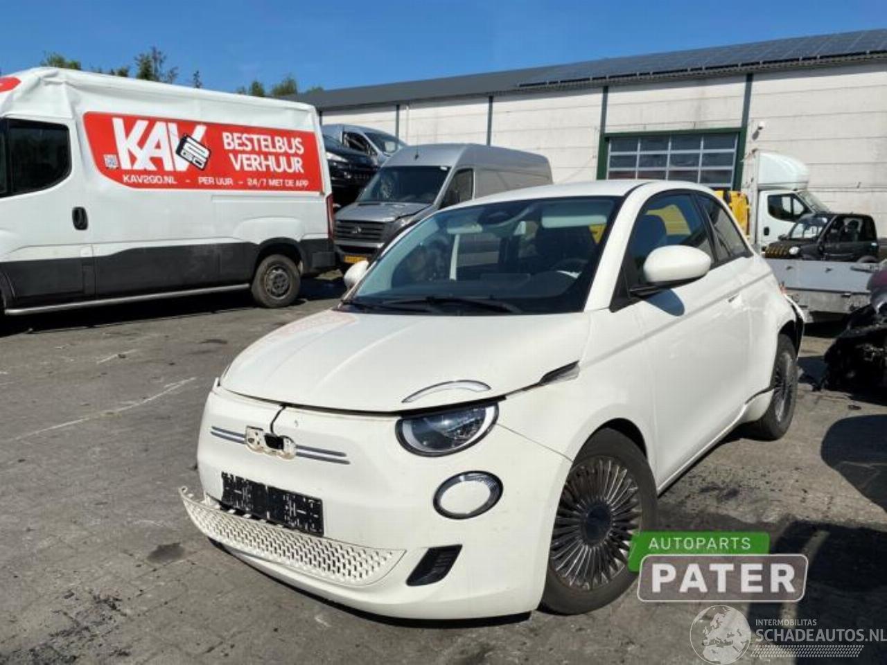 Fiat 500E 500e (332), Hatchback, 2020 42 kWh 3+1