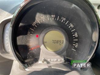 Peugeot 108 108, Hatchback, 2014 1.0 12V VVT-i picture 6