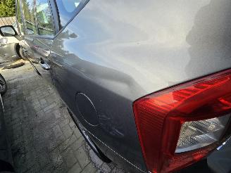 Kia Carens 2.0 CVVT X-tra picture 7
