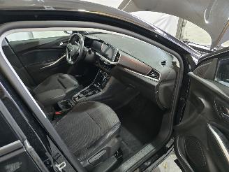 Opel Grandland 1.6 TurboHy Level 3 picture 21