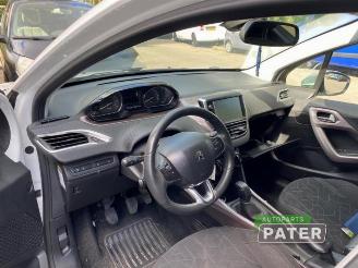 Peugeot 2008 2008 (CU), MPV, 2013 / 2019 1.2 Vti 12V PureTech 82 picture 7