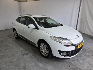 skadebil auto Renault Mégane 1.5 dCi Expression 2013/3