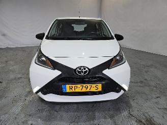 Toyota Aygo 1.0 VVT-i x-fun picture 2