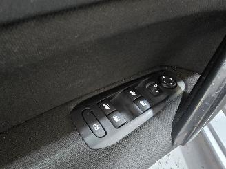 Peugeot 308 SW 1.2 PureT.Blue L. Ex picture 21