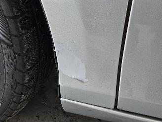 Volvo V-40 1.6 D2 R-Design picture 12