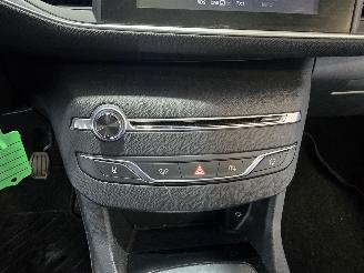 Peugeot 308 1.2 PureTech Style picture 34