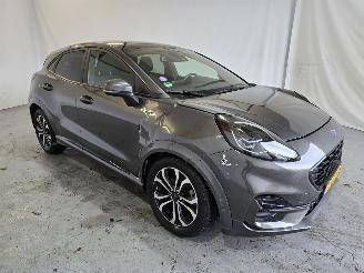 Vaurioauto  passenger cars Ford Puma  2021/6