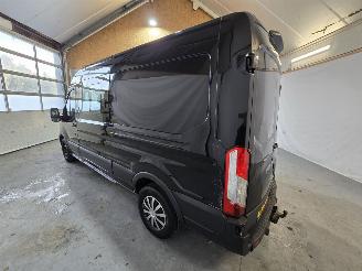 Ford Transit  picture 5