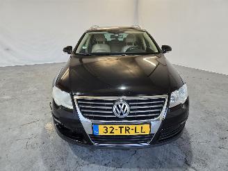 Volkswagen Passat 2.0 FSI Highline Business picture 2