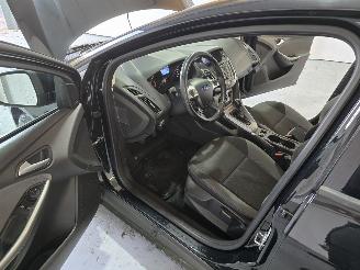 Ford Focus 1.0 EcoBoost Trend picture 16