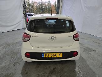 Hyundai I-10 1.0i i-Motion picture 6
