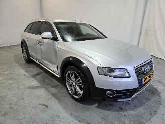 damaged passenger cars Audi A4 allroad 2.0 TFSI Pro Line 2012/1