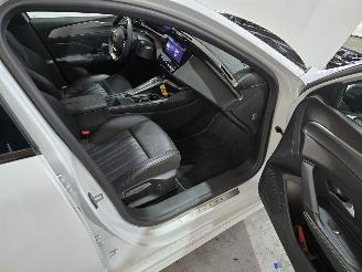 Peugeot 308 SW 1.2 PureTech GT picture 18