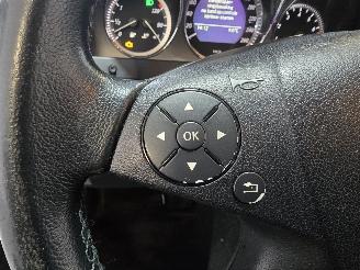 Mercedes C-klasse 180 K BlueEFFICIENCY picture 35