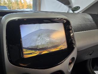 Toyota Aygo 1.0 VVT-i x-play picture 32