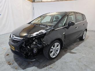 Opel Zafira TOURER  1.4 Cosmo picture 3