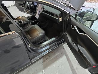 Tesla Model S 75D Base picture 17