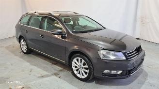 Auto incidentate Volkswagen Passat 20  TDI 2010/11