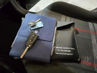 Peugeot 108 1.0 e-VTi Active picture 30