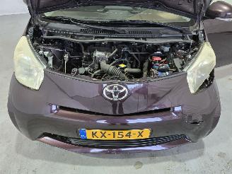 Toyota iQ 1.0 L picture 15