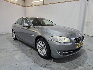 Schadeauto BMW 5-serie 528i High Executive 2010/5