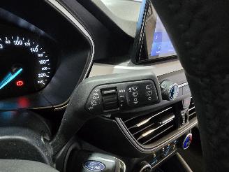 Ford Focus 1.0 EcoBoost Hybrid Trend Edition Business picture 29