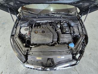 Skoda Octavia 1.5 e-TSI Business Edition Plus picture 14