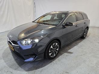 Kia Ceed 1.0 T-GDi MHEV Design Edition picture 3