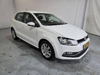 krockskadad bil auto Volkswagen Polo 1.2 TSI Comfortline Business R 2017/2